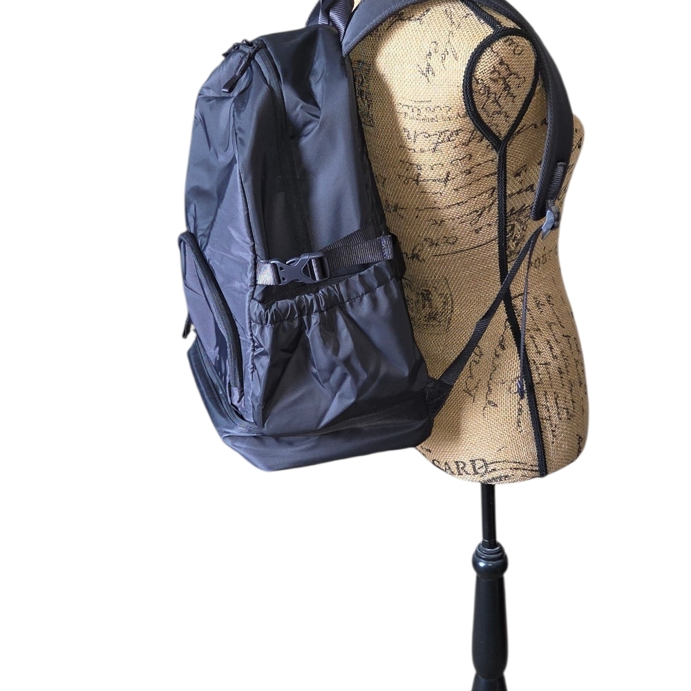 Bentgo Gray Everyday Travel Backpack with Separate Bottom Compartment - Picture 3 of 3